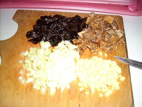 мясо в горшочках 1
